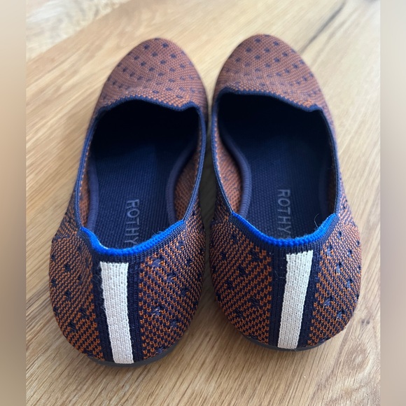 Rothy's Brown and Blue washable shoes and the insole comes out.LIKE NEW! - Picture 5 of 8